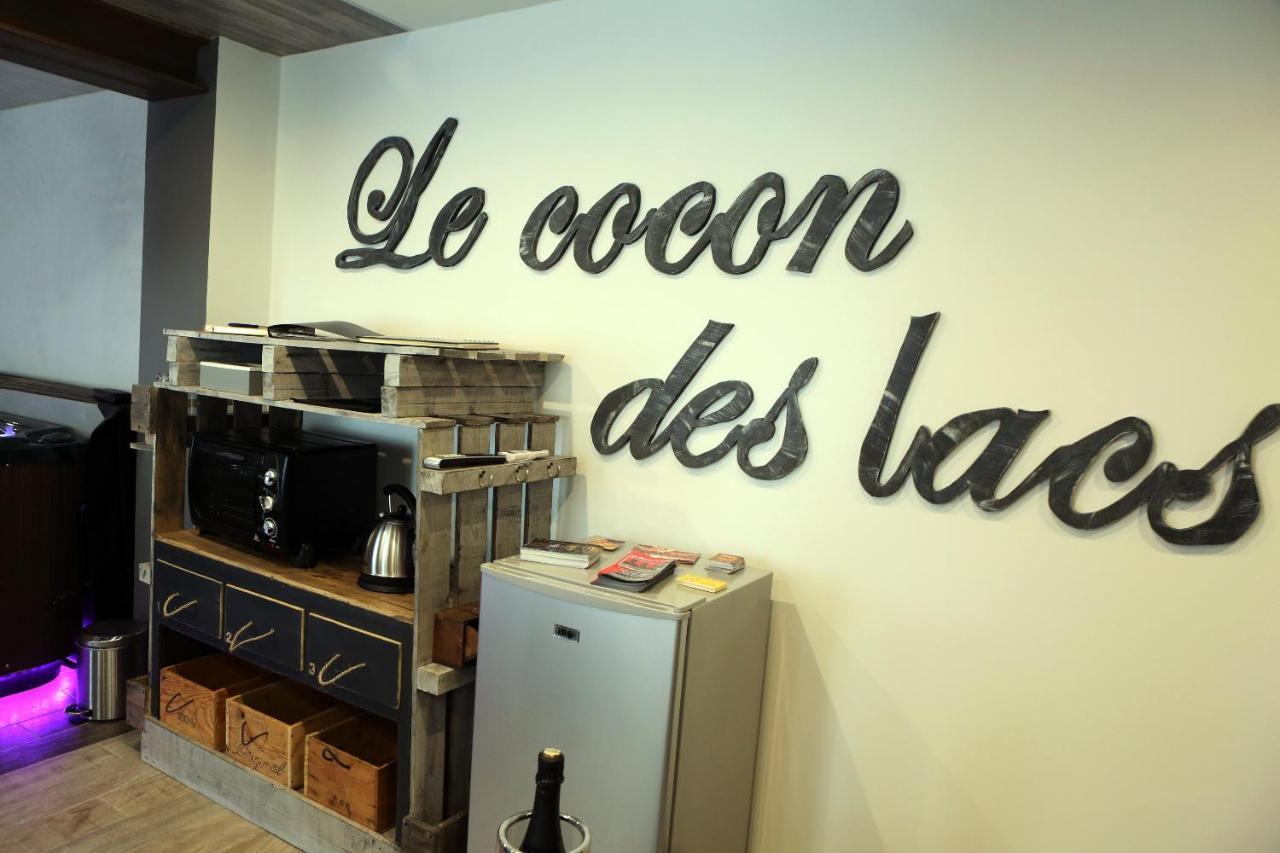 Le Cocon Des Lacs Boussu-lez-Walcourt Ngoại thất bức ảnh